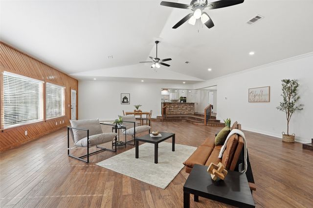 9902 County Road 2434, Terrell, TX 75160