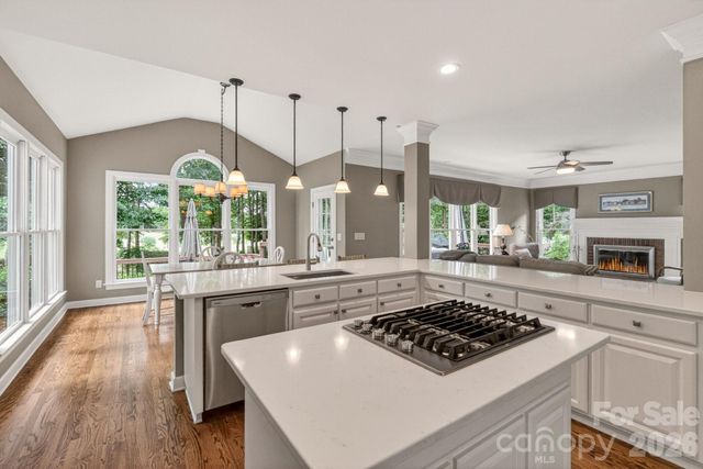 12230 Farnborough Road, Huntersville, NC 28078