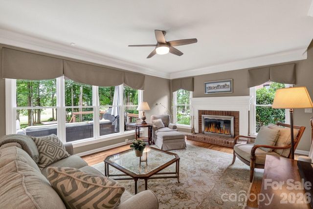 12230 Farnborough Road, Huntersville, NC 28078