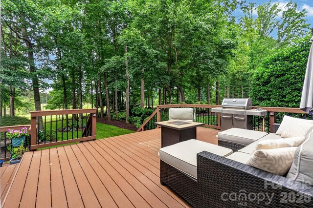 12230 Farnborough Road, Huntersville, NC 28078