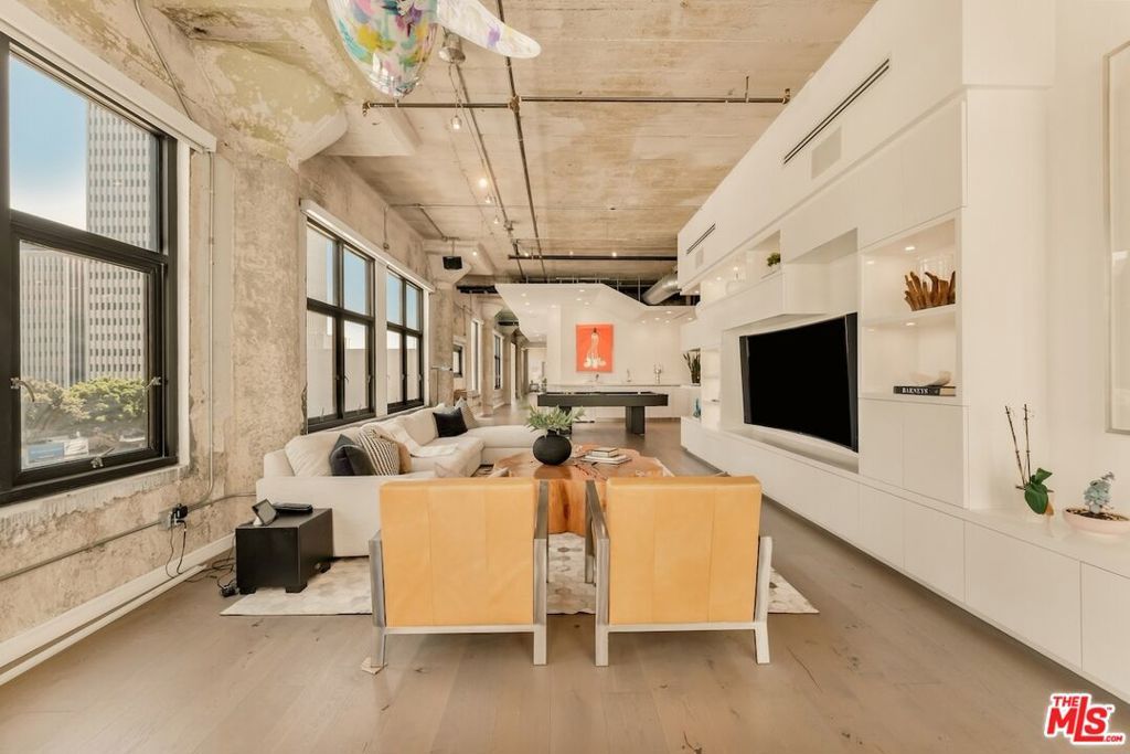 330 W 11th Street 401 & 402, Los Angeles, CA 90015 — photo 5