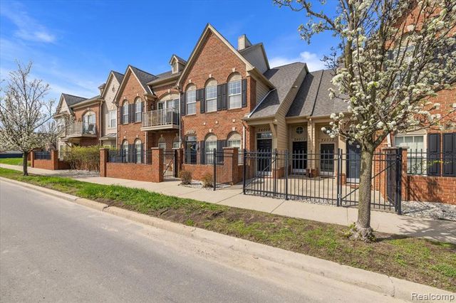 24009 Vance Avenue, Hazel Park, MI 48030