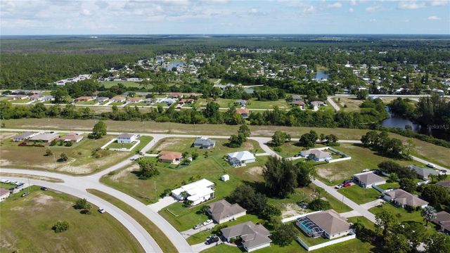 4239 E GATOR CIRCLE, Cape Coral, FL 33909
