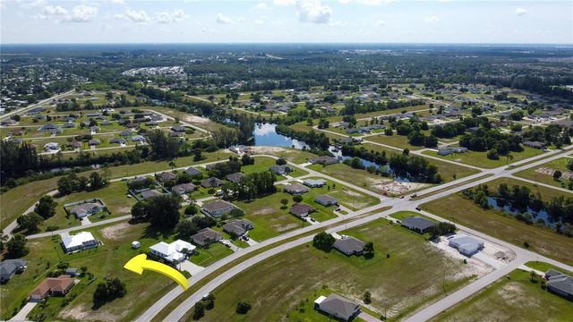 4239 E GATOR CIRCLE, Cape Coral, FL 33909