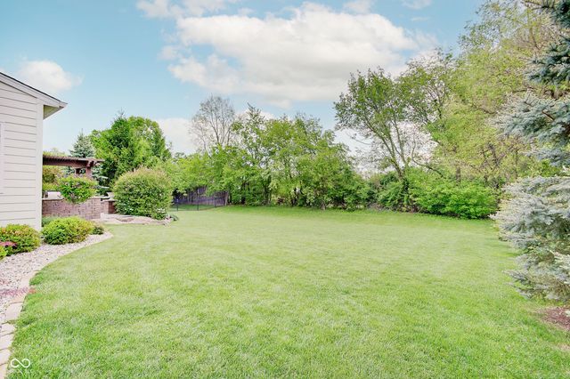 3219 Cimmaron Ash Drive, Zionsville, IN 46077