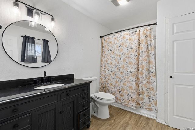 322 Lantana Ln, Pleasanton, TX 78064