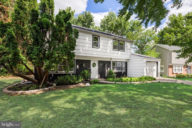 6 HASTING LN, Willingboro, NJ 08046
