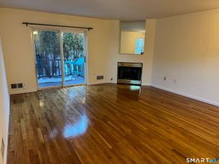 53 Seaside Avenue APT 14, Stamford, CT 06902