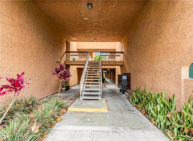6600 Warner Ave 229, Huntington Beach, CA 92647