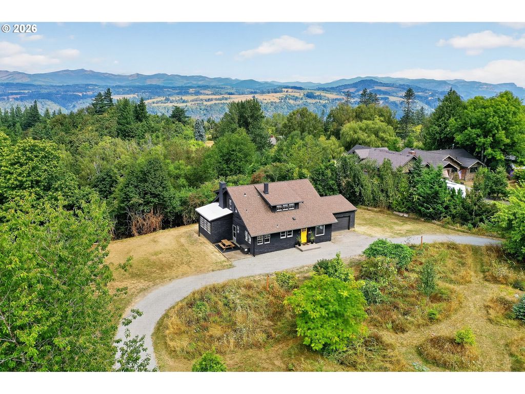 38623 E HISTORIC COLUMBIA RI Hwy, Corbett, OR 97019