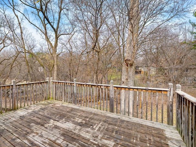 4246 Oak Drive Lane, Minnetonka, MN 55343