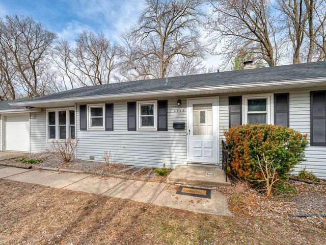 4246 Oak Drive Lane, Minnetonka, MN 55343