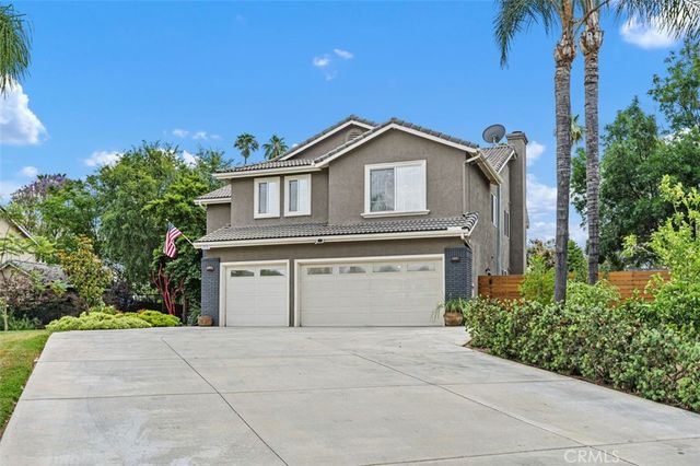 7038 Harvest Lane, Riverside, CA 92506