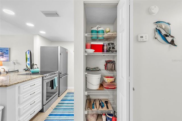 8470 W GULF BOULEVARD 210, Treasure Island, FL 33706