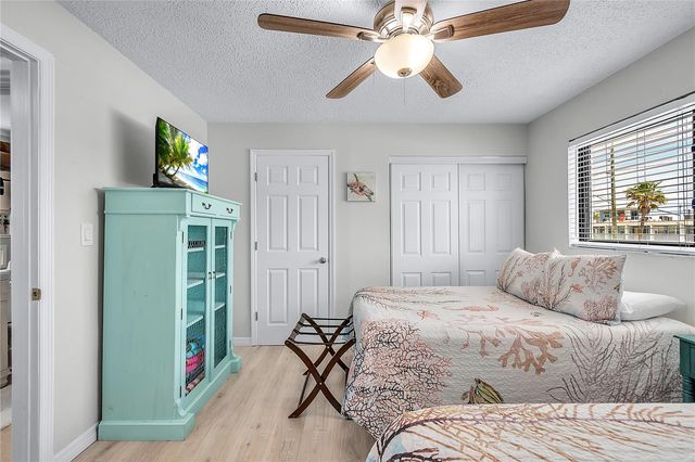 8470 W GULF BOULEVARD 210, Treasure Island, FL 33706
