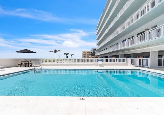 8470 W GULF BOULEVARD 210, Treasure Island, FL 33706