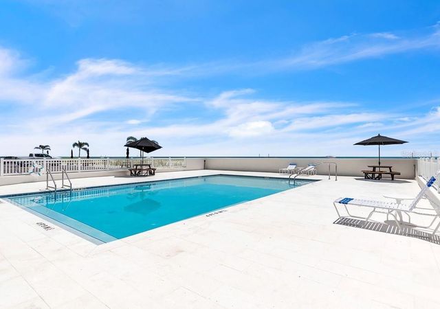 8470 W GULF BOULEVARD 210, Treasure Island, FL 33706