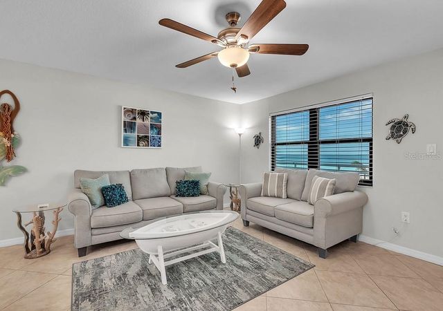 8470 W GULF BOULEVARD 210, Treasure Island, FL 33706