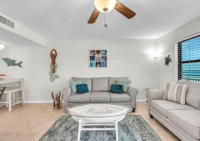 8470 W GULF BOULEVARD 210, Treasure Island, FL 33706