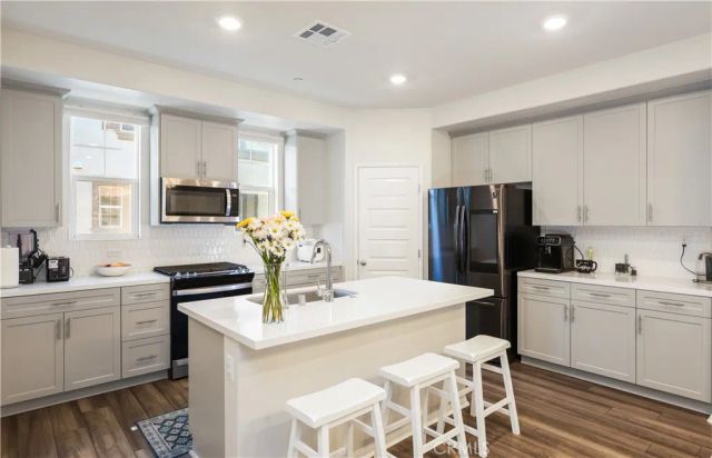 40551 Melrose, Temecula, CA 92591