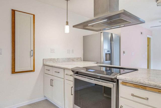 11911 N Wauwatosa ROAD, Mequon, WI 53097