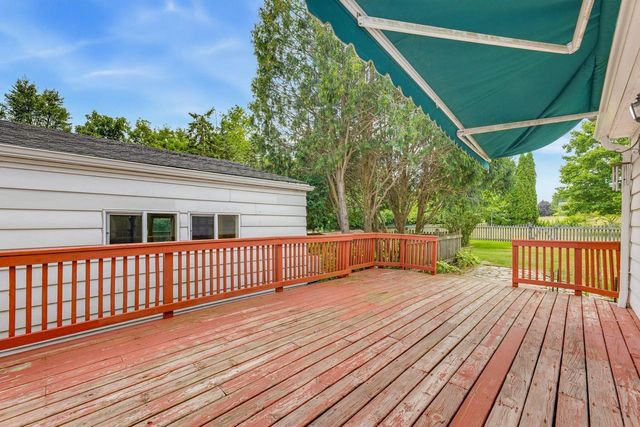 11911 N Wauwatosa ROAD, Mequon, WI 53097