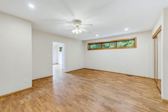 11911 N Wauwatosa ROAD, Mequon, WI 53097