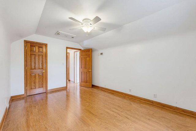 11911 N Wauwatosa ROAD, Mequon, WI 53097