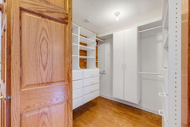 11911 N Wauwatosa ROAD, Mequon, WI 53097