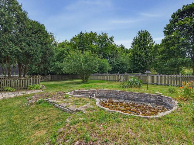 11911 N Wauwatosa ROAD, Mequon, WI 53097