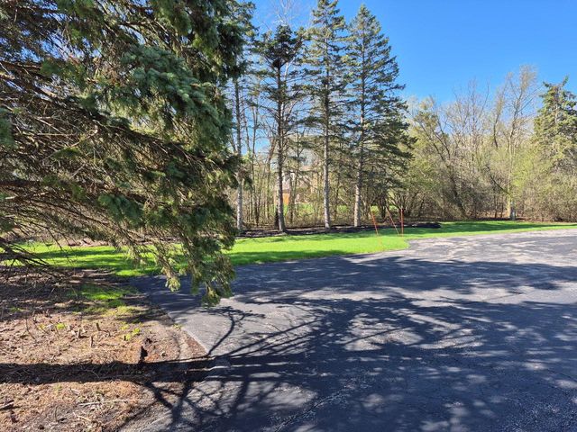 11911 N Wauwatosa ROAD, Mequon, WI 53097
