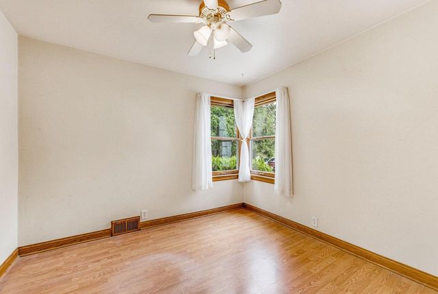 11911 N Wauwatosa ROAD, Mequon, WI 53097