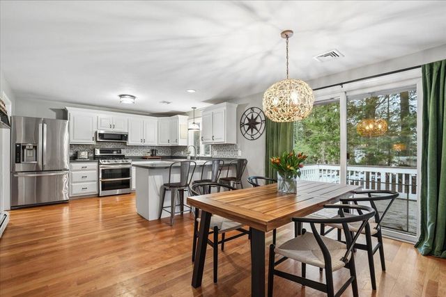 12 Old Gordon Road, Brentwood, NH 03833