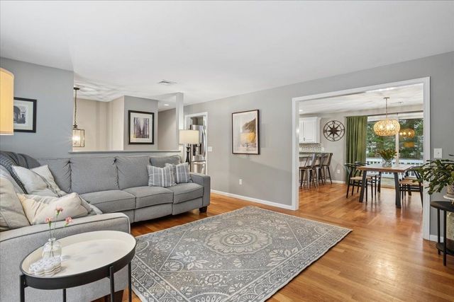 12 Old Gordon Road, Brentwood, NH 03833