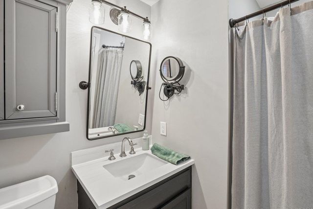 12 Old Gordon Road, Brentwood, NH 03833