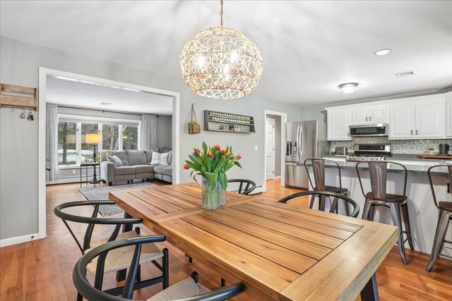 12 Old Gordon Road, Brentwood, NH 03833