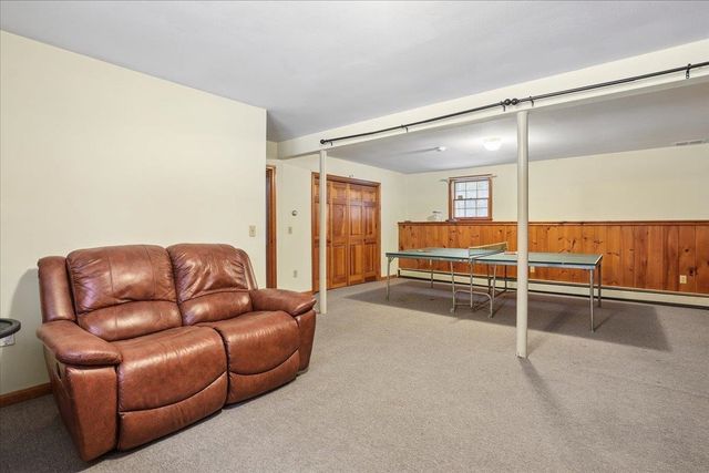 12 Old Gordon Road, Brentwood, NH 03833