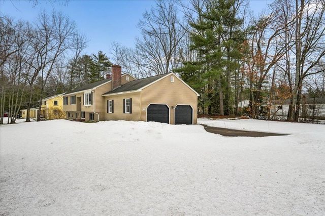 12 Old Gordon Road, Brentwood, NH 03833