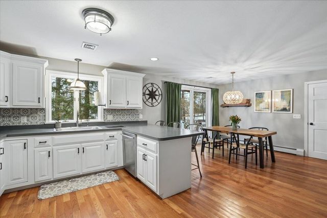 12 Old Gordon Road, Brentwood, NH 03833