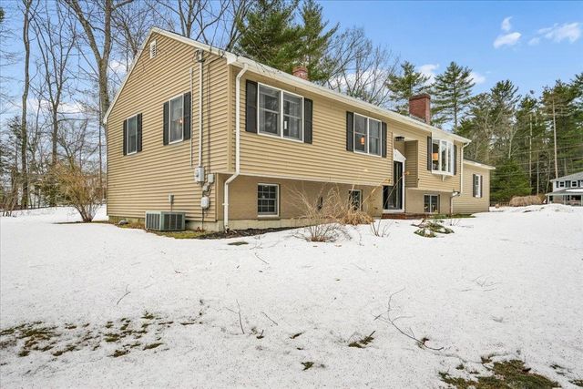12 Old Gordon Road, Brentwood, NH 03833