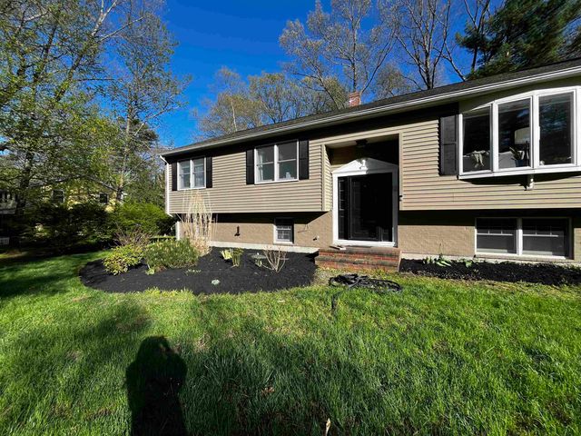 12 Old Gordon Road, Brentwood, NH 03833