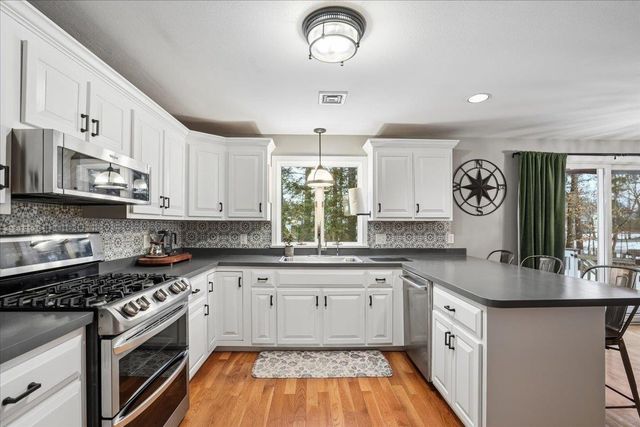 12 Old Gordon Road, Brentwood, NH 03833