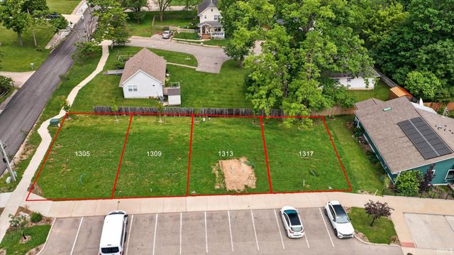 1305 E Short Street, Bloomington, IN 47401