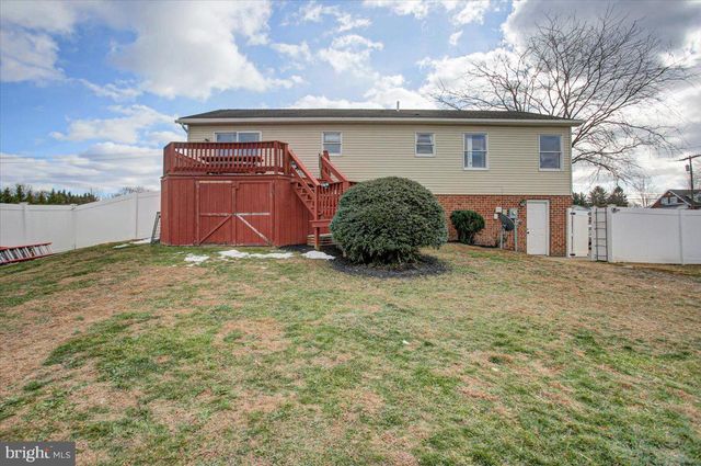 601 KITTATINNY DRIVE, Chambersburg, PA 17202