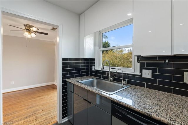 429 Herndon Drive, Winston-salem, NC 27104