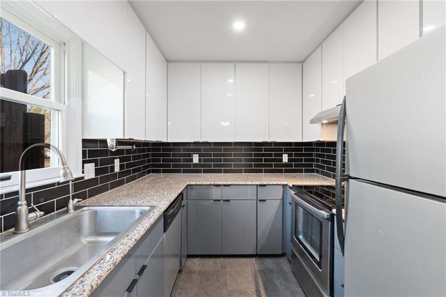 429 Herndon Drive, Winston-salem, NC 27104