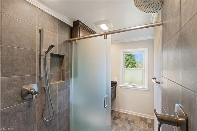 429 Herndon Drive, Winston-salem, NC 27104