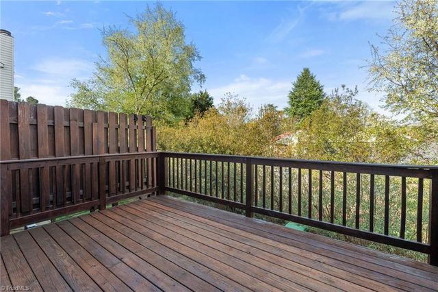 429 Herndon Drive, Winston-salem, NC 27104