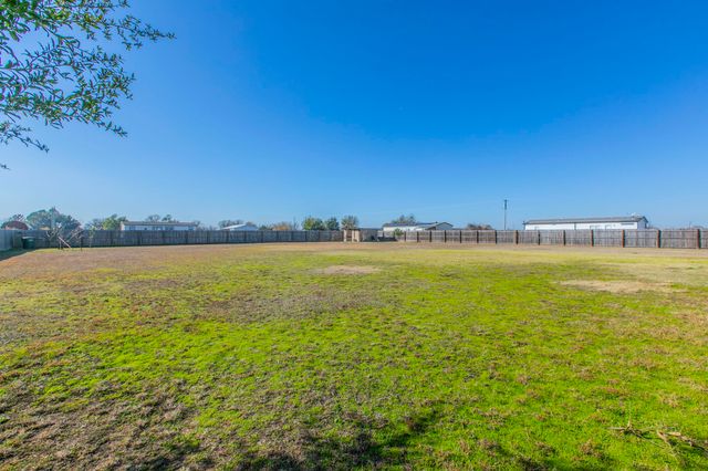 142 Lillie Valley Road, Waco, TX 76705