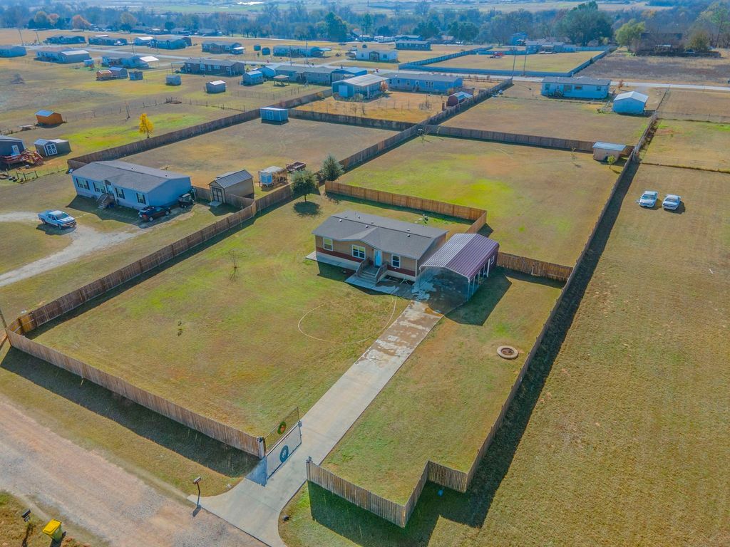 142 Lillie Valley Road, Waco, TX 76705